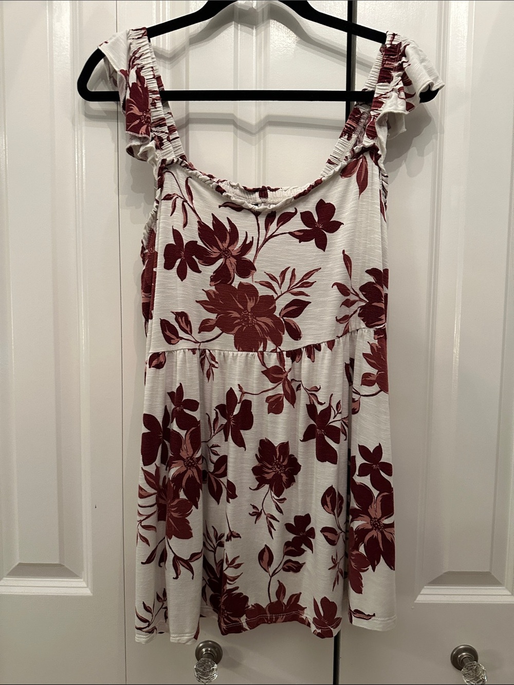 Torrid Cream Top with Burgundy Floral Print 3X